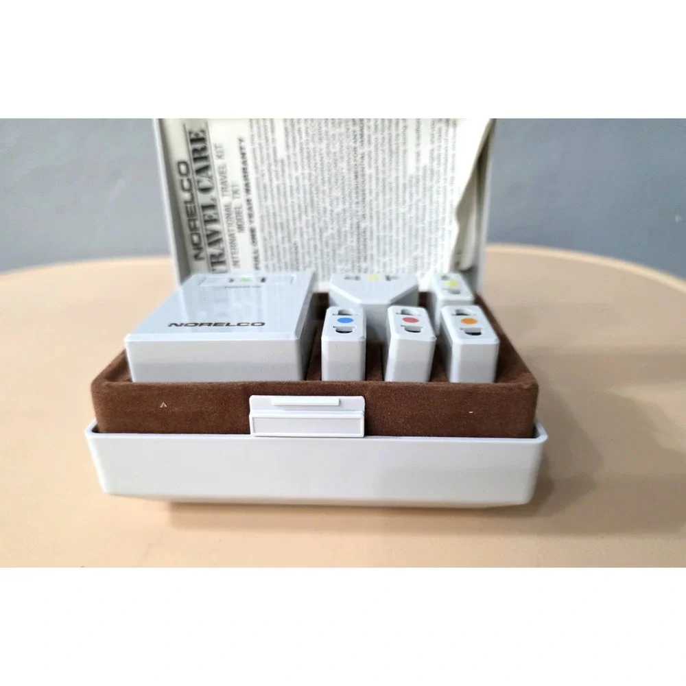 Norelco Travel Care TK1 Plug International European Travel Converter Adapter Kit